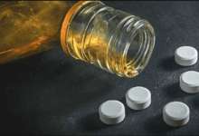 how many naproxen can you take to overdose