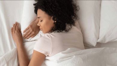 sleeping position for fissure