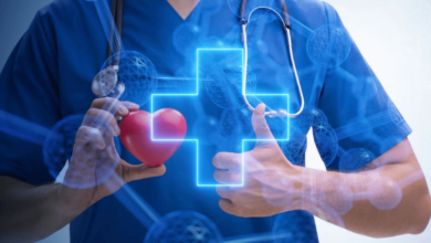 what does a cardiologist do