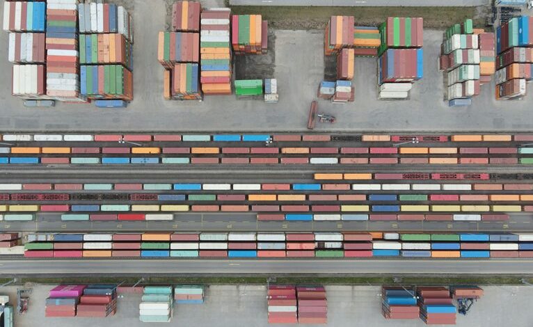 tracking code discovery portal logistics exploration