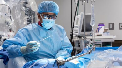 Where Innovation Meets Spine Expertise: The Training Behind Dr. Kamal Woods’ Approach
